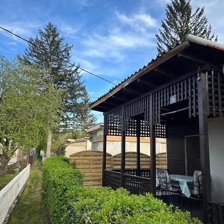 Lenka Сasa de vacaciones